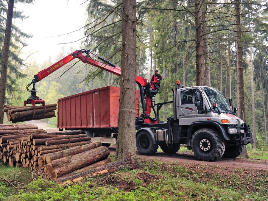  Mercedes-Benz Unimog U400 2000 года  (фото 5 из 19)